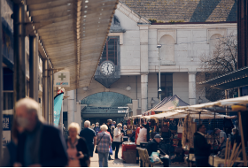 Outdoor / Farmers markets